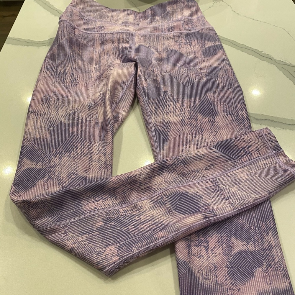 Calia lavender print leggings.